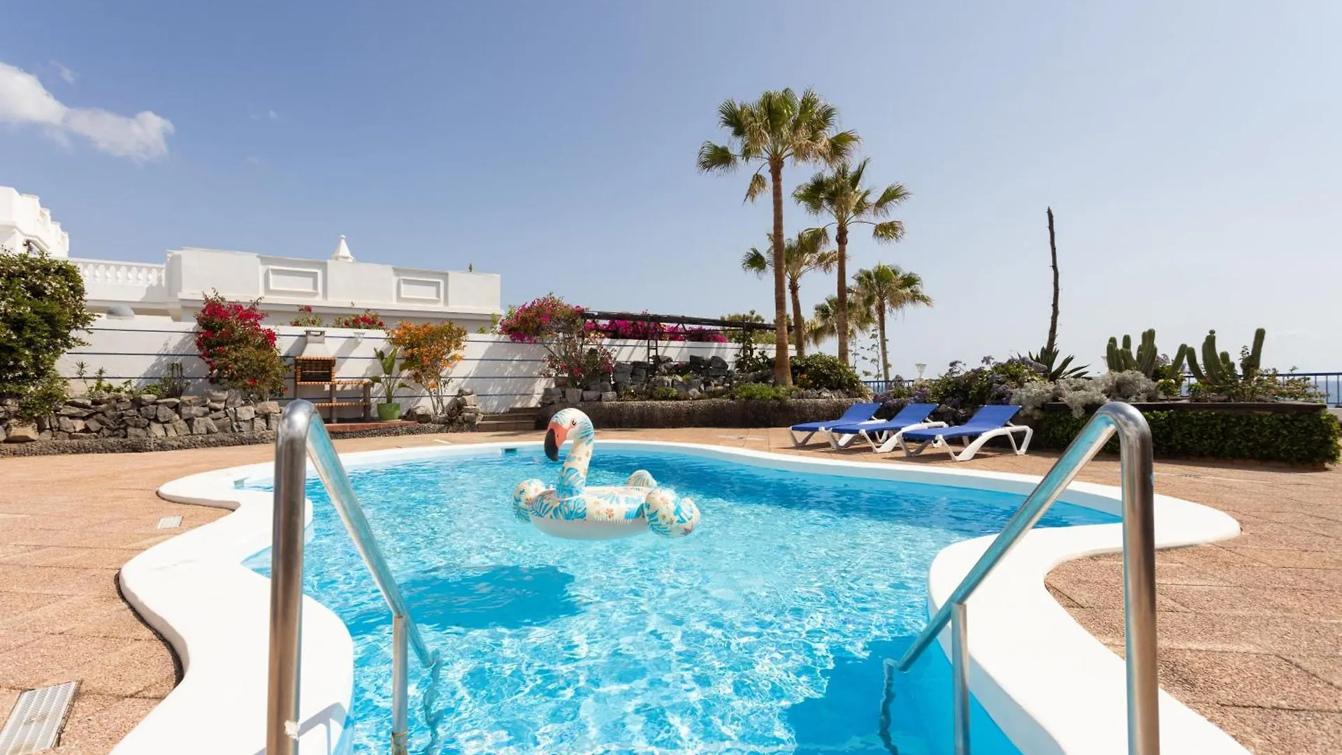 Lejlighed Luxury Oceanfront Apt In Villa - Next To Beach Puerto de Santiago  Spanien